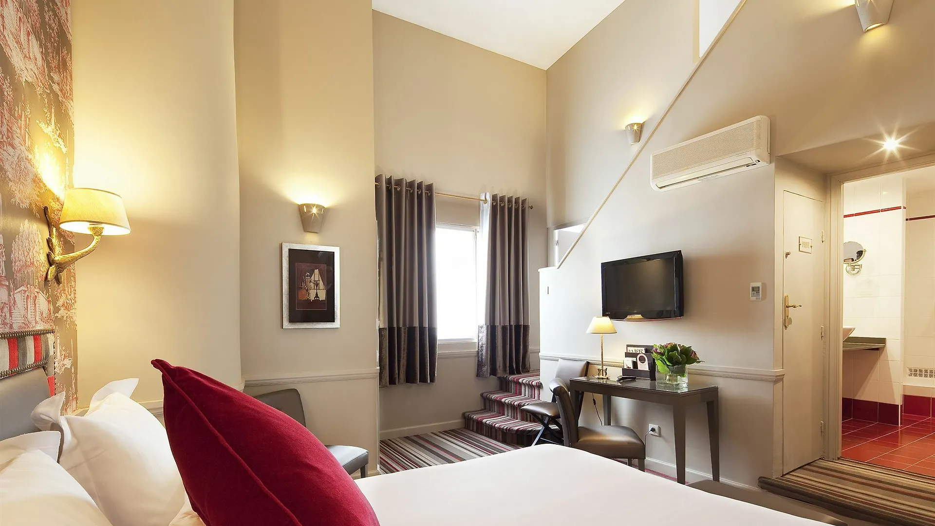 Hotel Des Comedies Paris