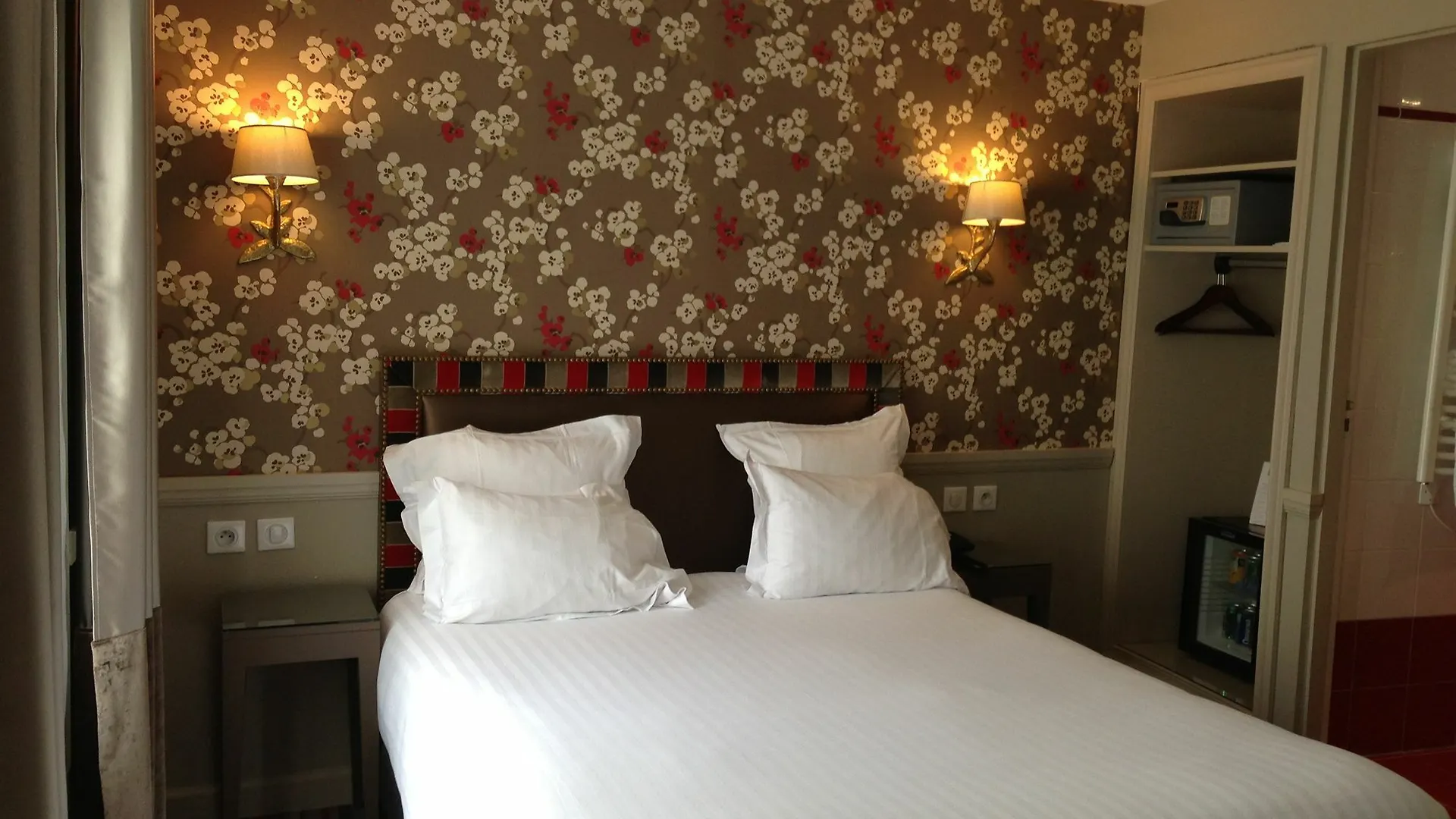 Hotel Des Comedies Paris
