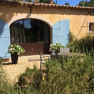 https://le-bois-de-la-cour.fr-provencehotel.com