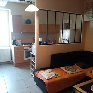 https://nid-genilac.hotels-rhonealpes.com