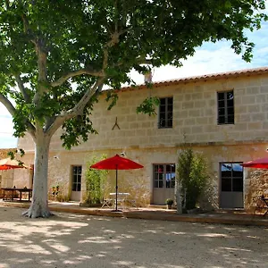 https://le-mas-de-lucas.fr-provencehotel.com