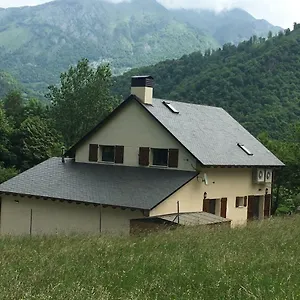 https://gite-ballestan.midi-pyreneeshotels.com